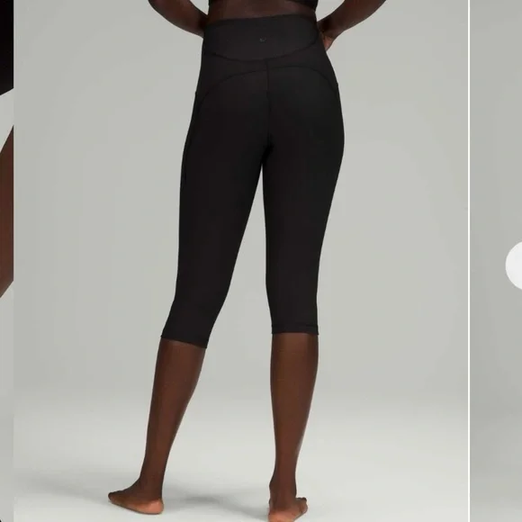 Lululemon Ribbed Contoured High Rise Crop *17"
Black - Picture 3 of 10